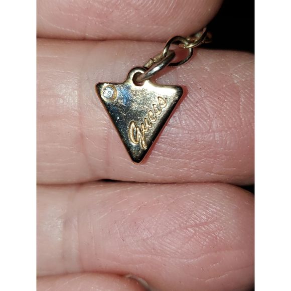 A Guess Women's Charm Bracelet Gold Tone Chain Lipstick Rhinestone - Picture 5 of 11